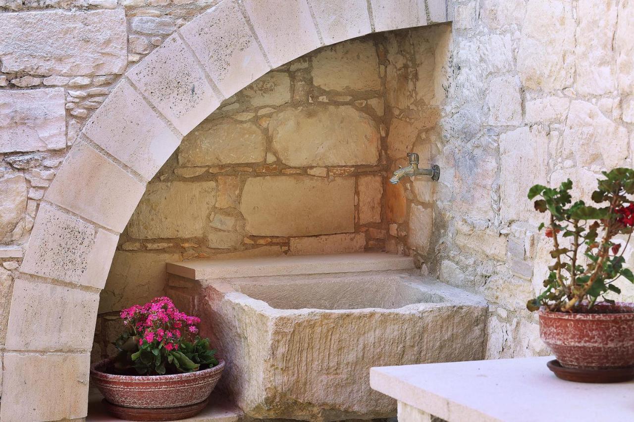 Kantara House - A Rural Retreat Of Comfort & Class! Arsos Екстер'єр фото